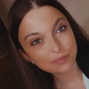 Recherche garde à temps pleins