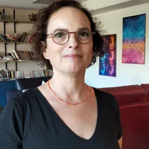 Committed tutor looking for a job