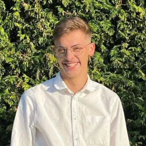 Empregado de limpeza responsável em Valença