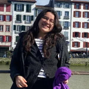 Baby-sitter, garde d'animaux, prof musique à Montpellier!