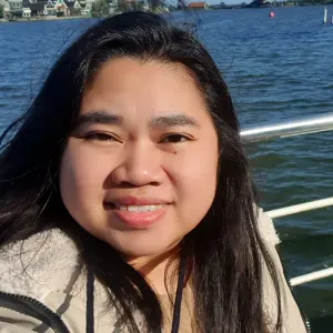 Pet sitting services at homes 