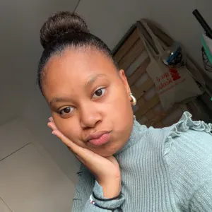 Petsitter à Paris :) qui adore les chiens !