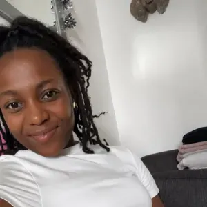 Baby-sitter expérimenté à troyes / sainte savine