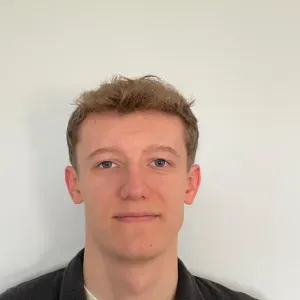 Garde d'enfants occasionnelle en soirée – Étudiant 