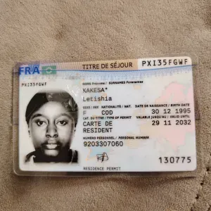 Femme de ménage. Femme de chambre  . Auxiliaire de vie 