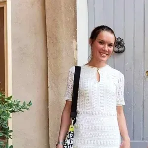 Aide soignante pour la prise en charge de personne