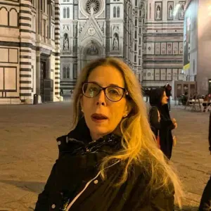 Salve, mi chiamo Barbara mi occupo da anni di decluttering e