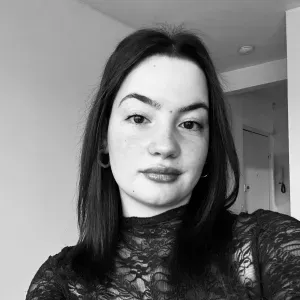 Baby sitter disponible à Caen