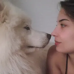 Pet-Sitter à Antony - Passionnée et Maman d'un Samoyède