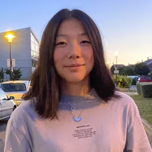 Baby-sitter à la Ciotat disponible immédiatement 