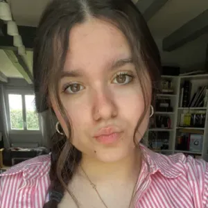 Baby Sitter première bientôt terminal Blois