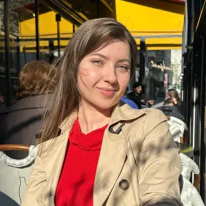 Aide ménagère fiable et organisée pour votre maison