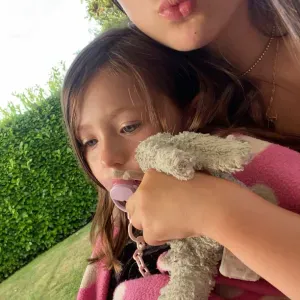 BABY-SITTER EXPÉRIMENTÉE À RENNES!!