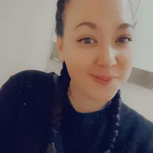 Professionnelle petite enfance disponible soirs & week-ends