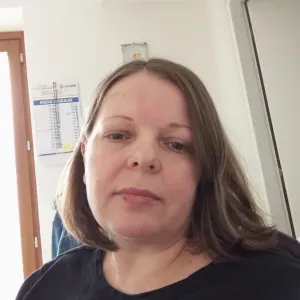 Ciao mi chiamo Olha sto cercando lavoro urgente loso laver a