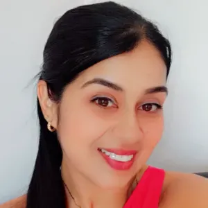 Cuidadora de niños en Arrecife, con experiencia