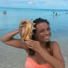 Ragazza dinamica cerca lavoro part time