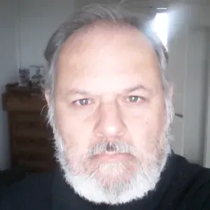 aide  ménager, agent d entretien