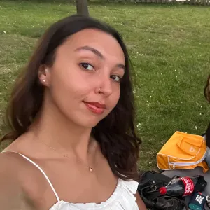 Babysitter expérimentée à Angers