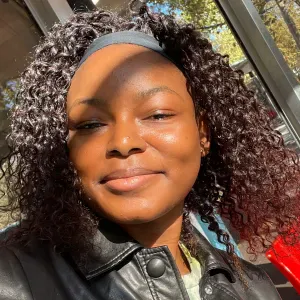 Femme de ménage et baby-sitter  , sérieuse et douce 