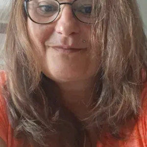 Baby- sitter expérimentée de 7 ans 