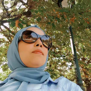 Femme de ménage disponible à Paris 