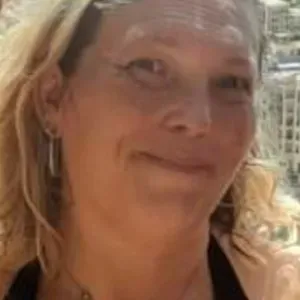 BESOIN D'UNE PERSONNE POUR VOTRE AMI(E) A 4 PATTES