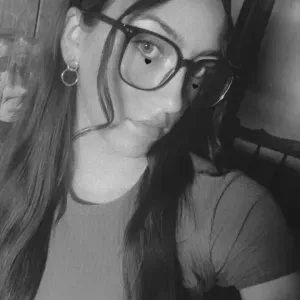 Baby Sittor, fun et créatrice de sourire