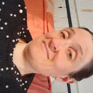 Aide à la personne garde d'enfants .