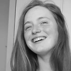 Baby-sitter de 20 ans, avec expérience et responsable