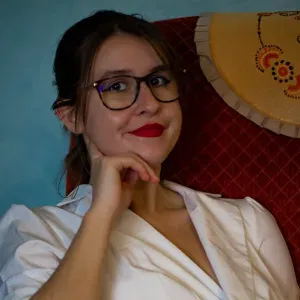 Baby-sitter créative et fun à Narbonne !