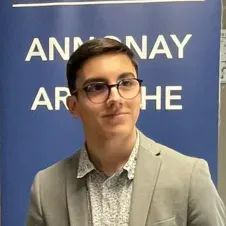 Tuteur déterminé à accompagner ses élèves