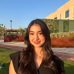 Babysitter expérimentée à Paris!