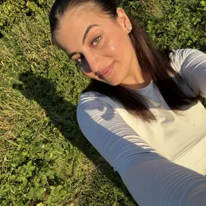  Animatrice , expérimentée en Belgique , babysitting