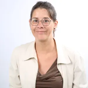 Femme de Ménage aide aux courses