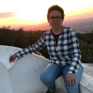 Posição para uma empregada doméstica em Cadaval