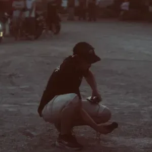 Jeune polyvalent, disponible pour des petits boulots.