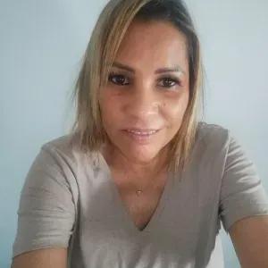 Procuro part-time entre as 14h e as 19h