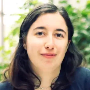 Recherche Nounou / Babysitter (qui aime les chiens)