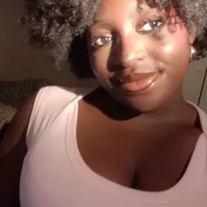 Baby-sitter disponible sur lyon ! 