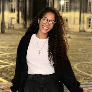 Cuidadora de animais de estimação