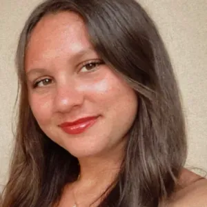 Baby-sitter expérimentée à Lyon et Grenoble 