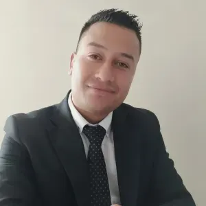 Empleado de limpieza y cuidados del hogar. Ontinyent