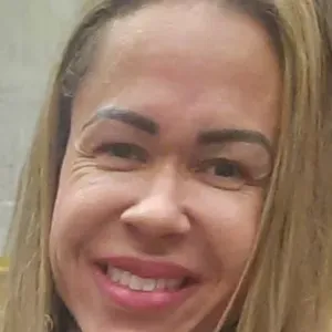 Teu pet feliz e seguro, ao ser cuidado com total carinho 