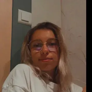 Personne dynamique aimant les animaux