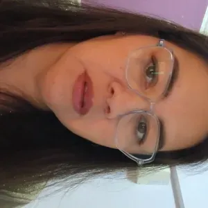 Cuidadora niños,en Alicante a tiempo completo. Experiencia 