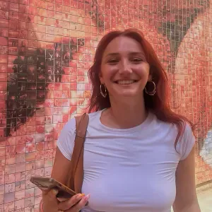 French & English Tutor 🇫🇷🇬🇧 for All Ages and Levels