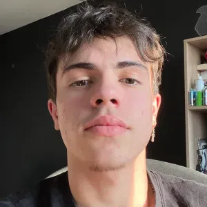 Baby-sitter avec peu  d'expérience 