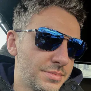 ieškau šuns prižiūrėtojo Vilniuje