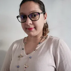 Aide ménagère sérieuse 